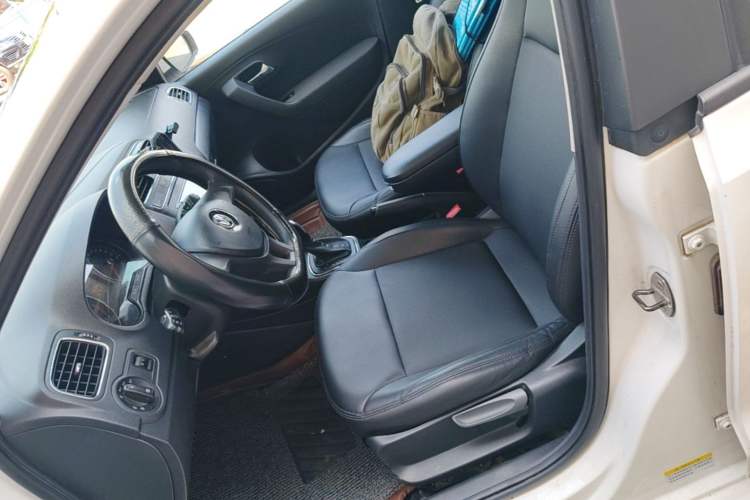 Used Volkswagen Polo 2014 1.6L Automatic Comfort Edition Left Front Seat