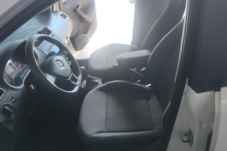 Used Volkswagen Polo 2014 1.6L Automatic Comfort Edition Left Front Seat