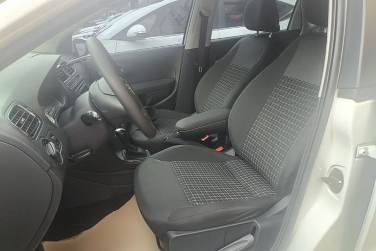 Used Volkswagen Polo 2014 1.6L Automatic Comfort Edition Left Front Seat