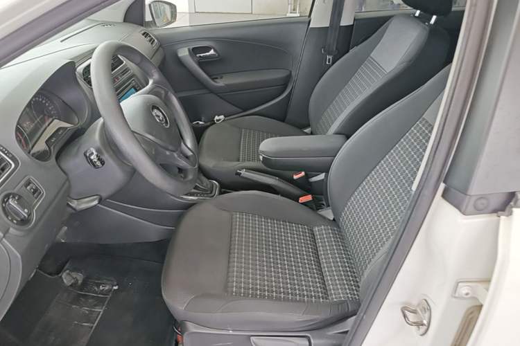 Used Volkswagen Polo 2014 1.4L Automatic Comfort Edition Left Front Seat