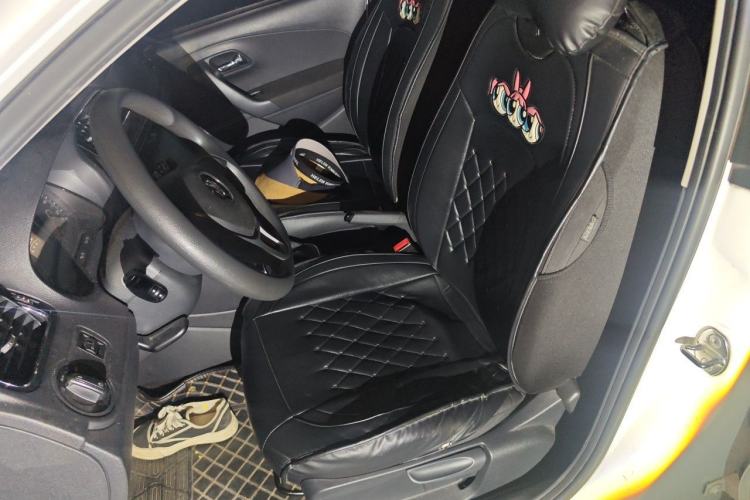 Used Volkswagen Polo 2014 1.6L Automatic Comfort Edition Left Front Seat