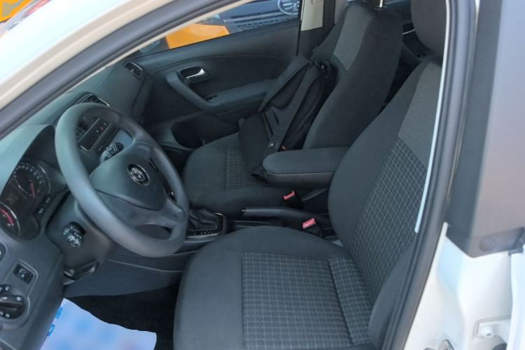 Used Volkswagen Polo 2014 1.6L Automatic Comfort Edition Left Front Seat