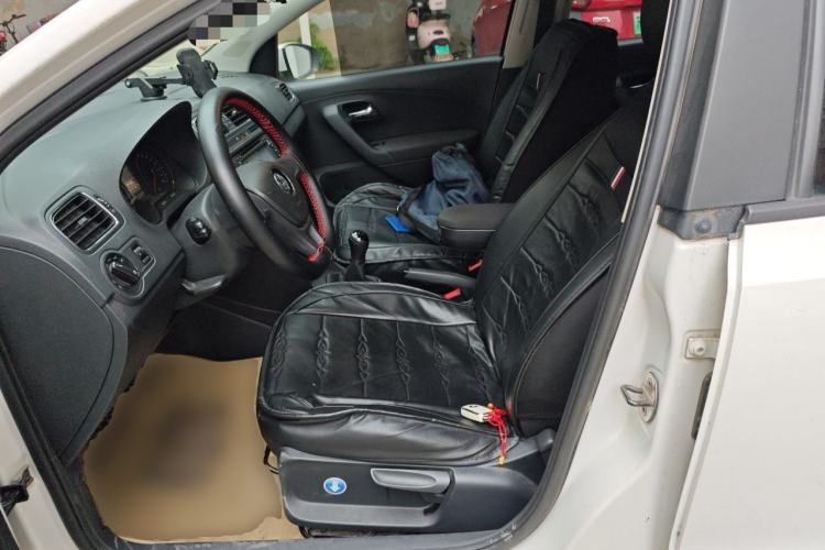 Used Volkswagen Polo 2014 1.4L Manual Comfort Edition Left Front Seat