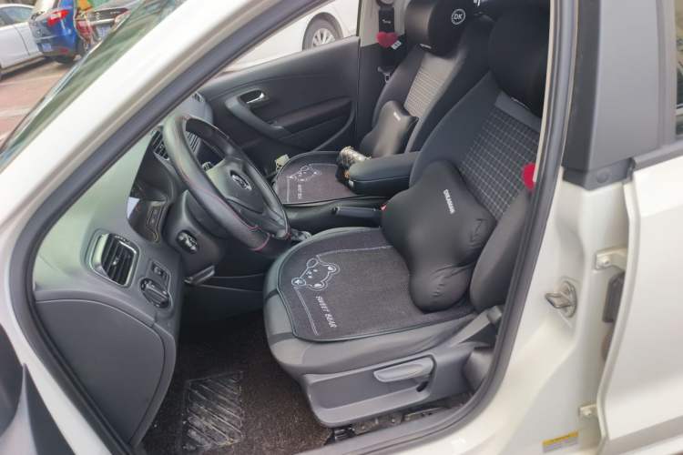 Used Volkswagen Polo 2014 1.4L Automatic Comfort Edition Left Front Seat