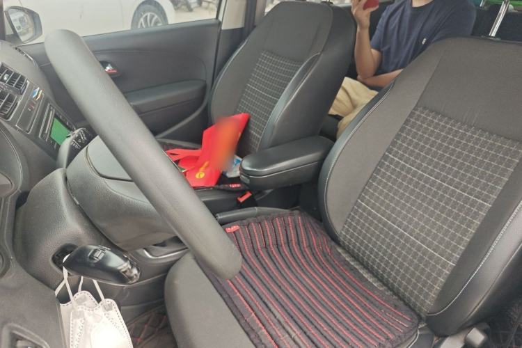 Used Volkswagen Polo 2014 1.4L Manual Comfort Edition Left Front Seat