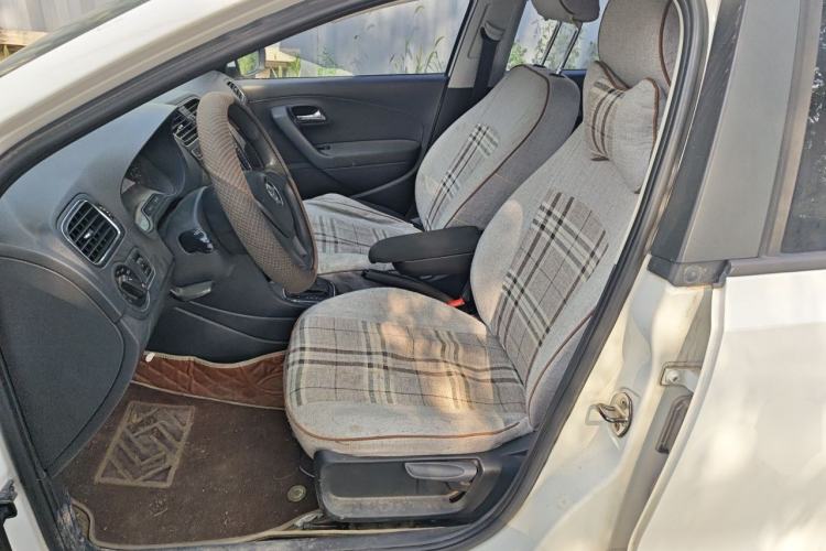 Used Volkswagen Polo 2014 1.4L Automatic Comfort Edition Left Front Seat