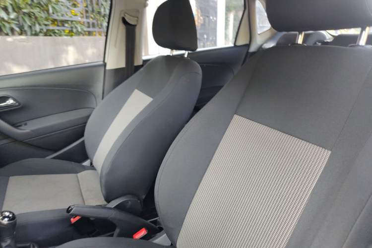 Used Volkswagen Polo 2014 1.4L Manual Fashion Edition Left Front Seat