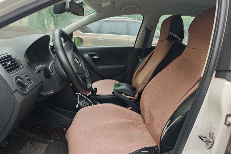Used Volkswagen Polo 2014 1.4L Manual Fashion Edition Left Front Seat