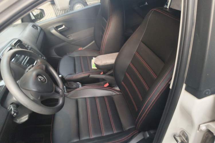 Used Volkswagen Polo 2014 1.6L Automatic Comfort Edition Left Front Seat