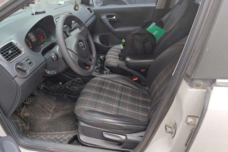 Used Volkswagen Polo 2014 1.4L Manual Fashion Edition Left Front Seat