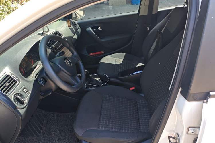 Used Volkswagen Polo 2014 1.6L Automatic Comfort Edition Left Front Seat