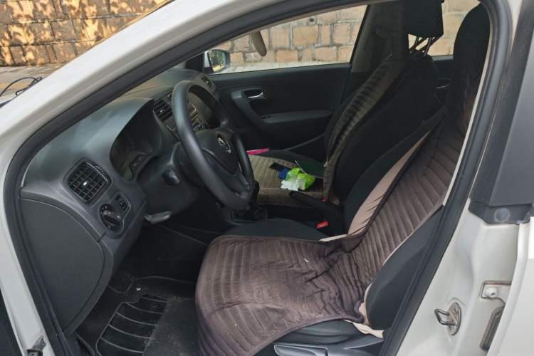 Used Volkswagen Polo 2014 1.4L Manual Fashion Edition Left Front Seat