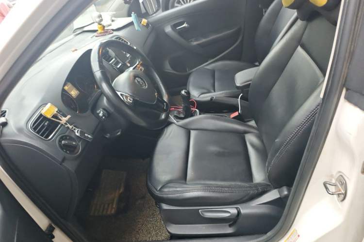 Used Volkswagen Polo 2014 1.4L Manual Comfort Edition Left Front Seat