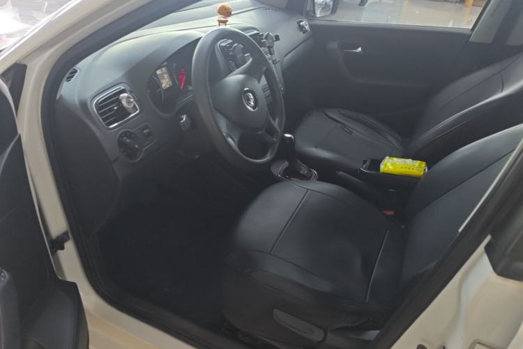 Used Volkswagen Polo 2014 1.6L Automatic Comfort Edition Left Front Seat