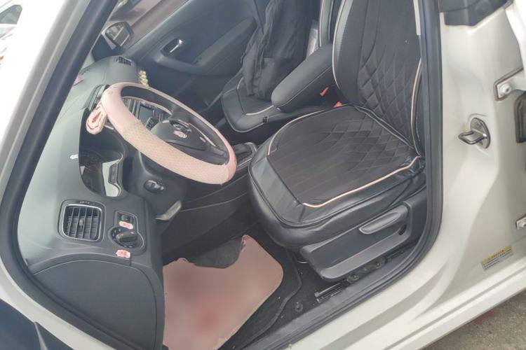 Used Volkswagen Polo 2014 1.6L Automatic Comfort Edition Left Front Seat