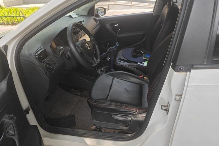 Used Volkswagen Polo 2014 1.4L Manual Fashion Edition Left Front Seat
