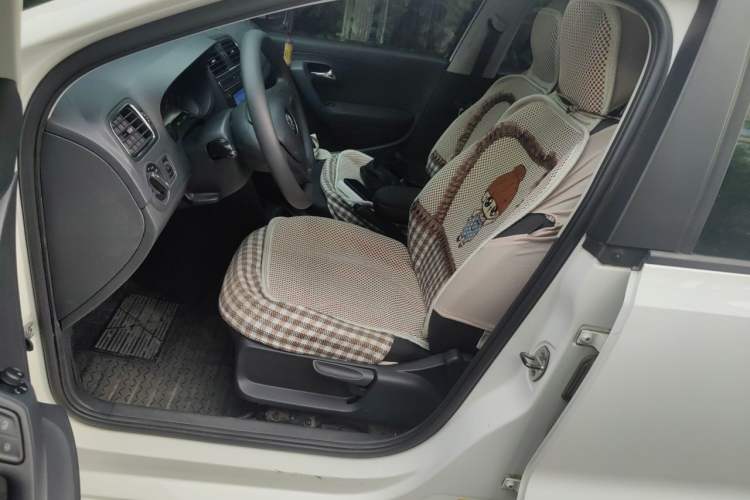 Used Volkswagen Polo 2014 1.4L Automatic Comfort Edition Left Front Seat