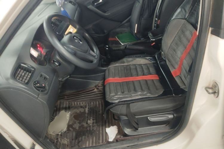 Used Volkswagen Polo 2014 1.4L Manual Fashion Edition Left Front Seat