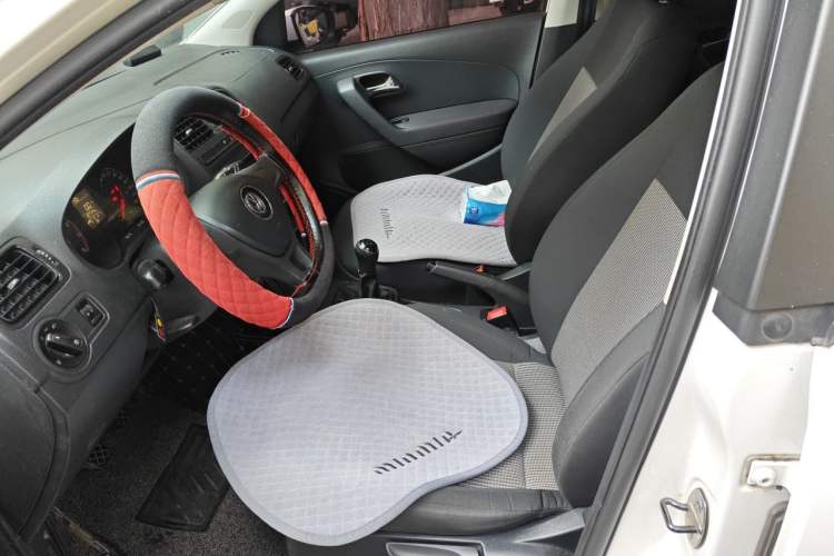 Used Volkswagen Polo 2014 1.4L Manual Fashion Edition Left Front Seat