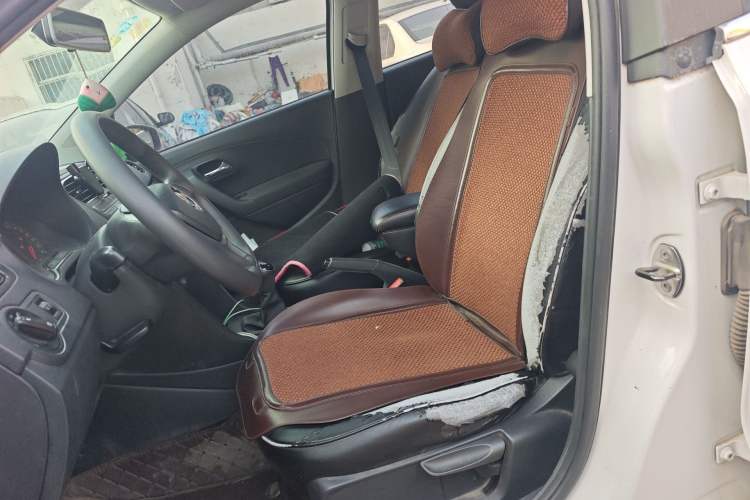 Used Volkswagen Polo 2014 1.4L Manual Fashion Edition Left Front Seat
