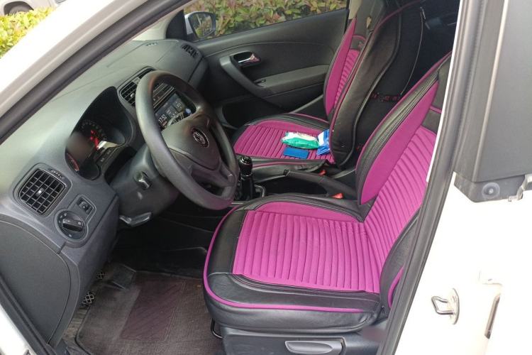 Used Volkswagen Polo 2014 1.4L Manual Fashion Edition Left Front Seat