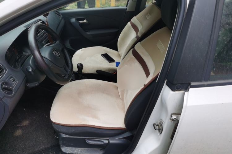 Used Volkswagen Polo 2014 1.4L Manual Fashion Edition Left Front Seat
