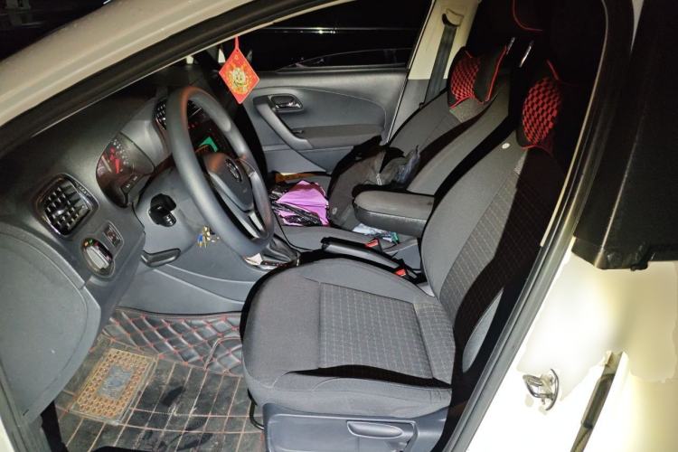 Used Volkswagen Polo 2014 1.6L Automatic Comfort Edition Left Front Seat