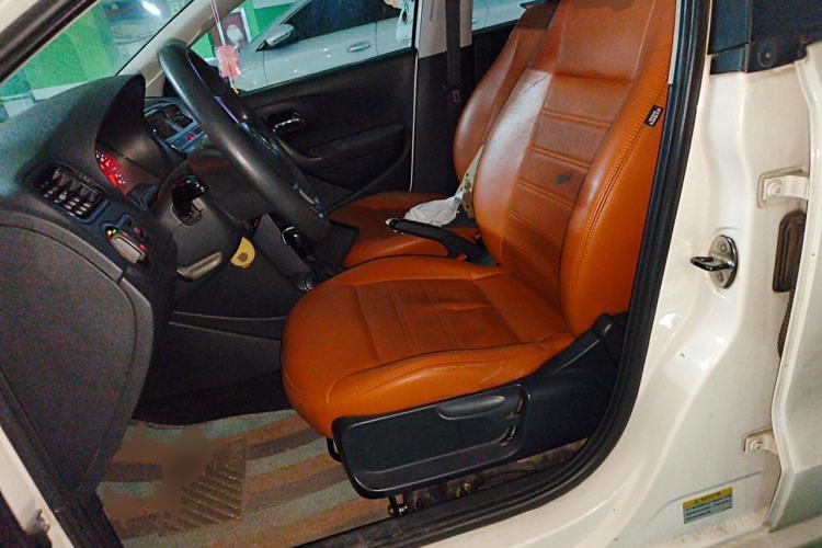 Used Volkswagen Polo 2014 1.6L Automatic Comfort Edition Left Front Seat