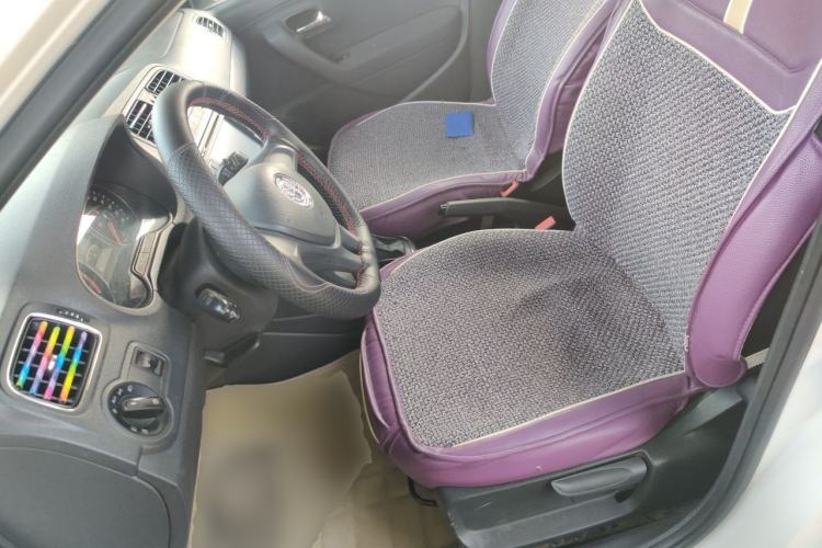 Used Volkswagen Polo 2014 1.6L Automatic Comfort Edition Left Front Seat