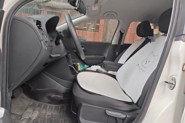 Used Volkswagen Polo 2014 1.6L Automatic Comfort Edition Left Front Seat