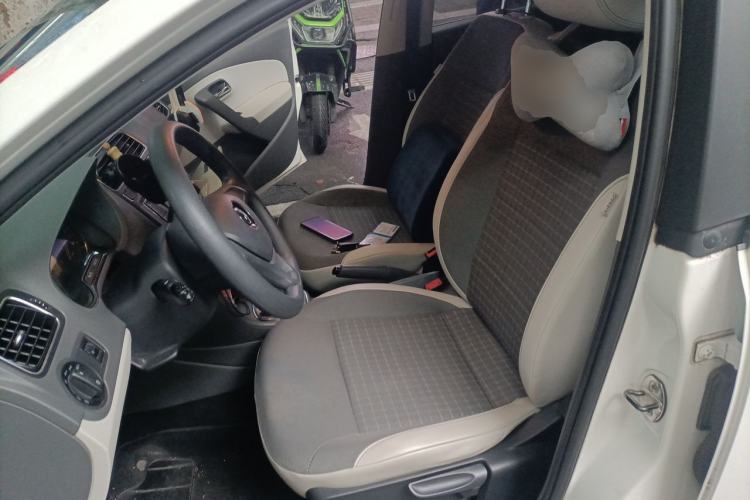Used Volkswagen Polo 2014 1.6L Automatic Comfort Edition Left Front Seat