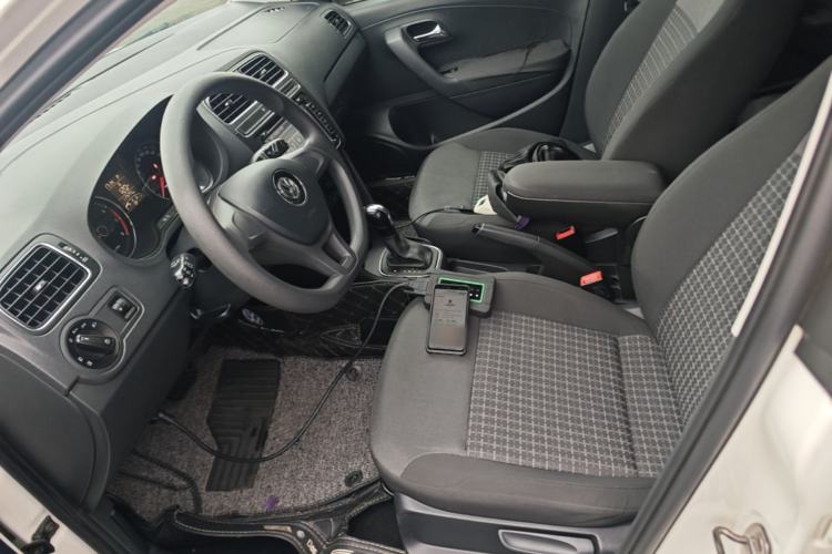 Used Volkswagen Polo 2014 1.6L Automatic Comfort Edition Left Front Seat