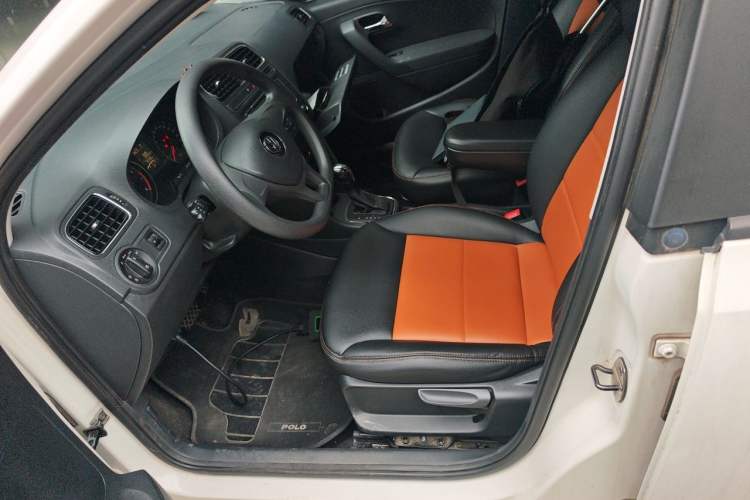 Used Volkswagen Polo 2014 1.6L Automatic Comfort Edition Left Front Seat