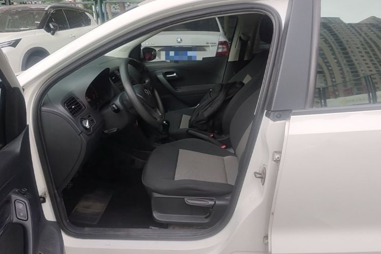 Used Volkswagen Polo 2014 1.4L Manual Fashion Edition Left Front Seat
