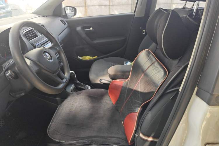 Used Volkswagen Polo 2014 1.6L Automatic Comfort Edition Left Front Seat