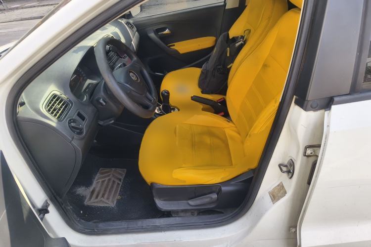 Used Volkswagen Polo 2014 1.4L Manual Fashion Edition Left Front Seat