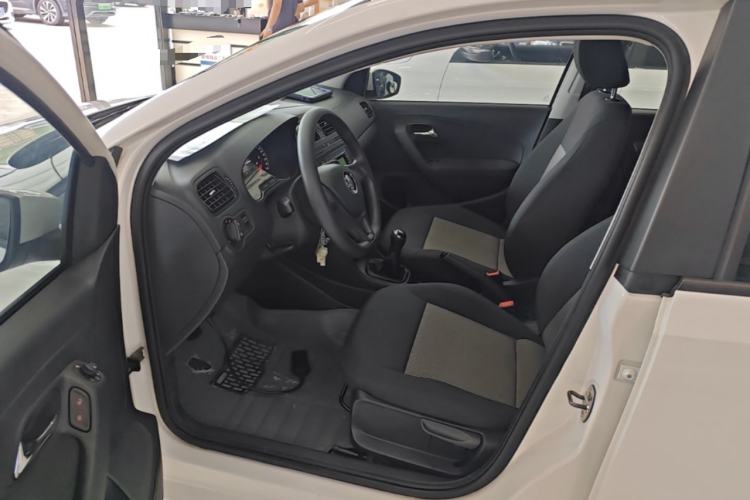 Used Volkswagen Polo 2014 1.4L Manual Fashion Edition Left Front Seat