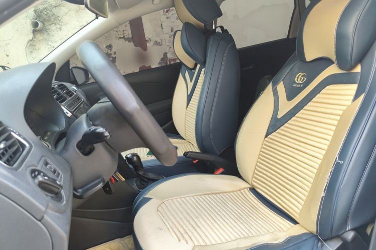 Used Volkswagen Polo 2014 1.6L Automatic Comfort Edition Left Front Seat
