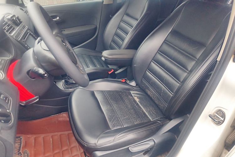 Used Volkswagen Polo 2014 1.6L Automatic Comfort Edition Left Front Seat