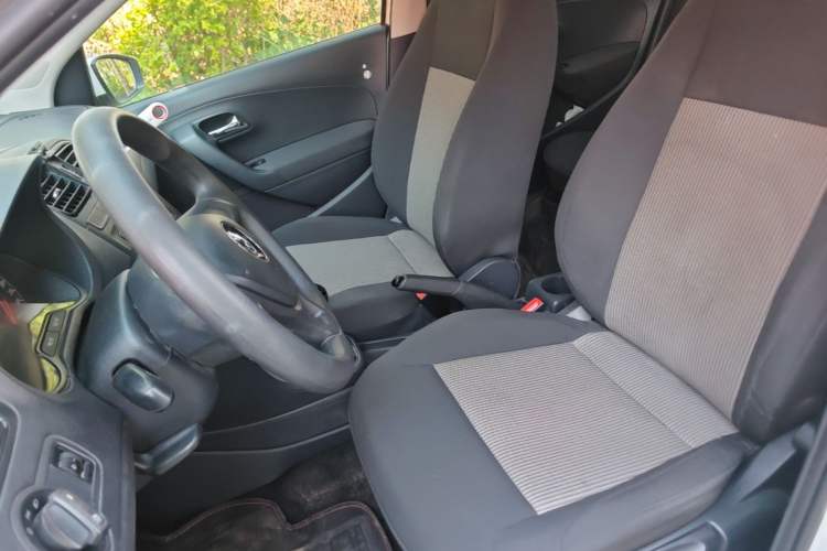 Used Volkswagen Polo 2014 1.4L Manual Fashion Edition Left Front Seat