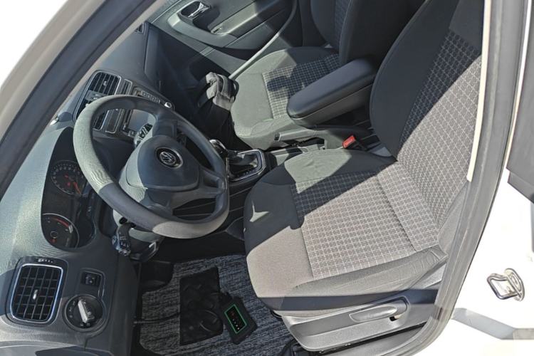Used Volkswagen Polo 2014 1.6L Automatic Comfort Edition Left Front Seat