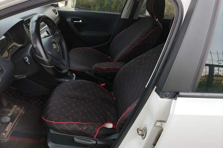 Used Volkswagen Polo 2014 1.4L Automatic Comfort Edition Left Front Seat