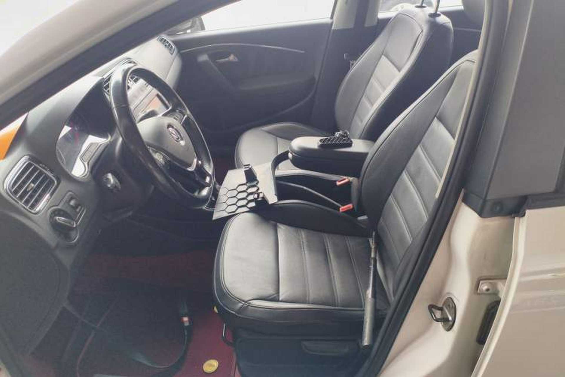 Used Volkswagen Polo 2014 1.6L Automatic Luxury Edition Left Front Seat