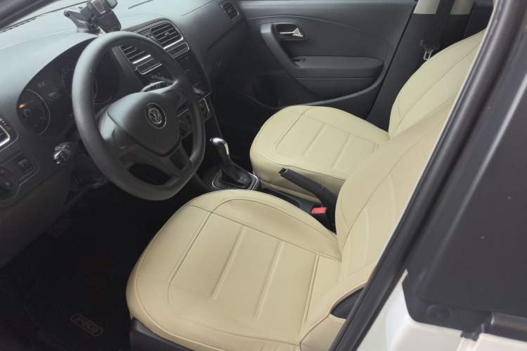 Used Volkswagen Polo 2014 1.6L Automatic Comfort Edition Left Front Seat