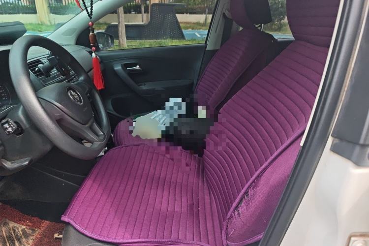 Used Volkswagen Polo 2014 1.6L Automatic Comfort Edition Left Front Seat