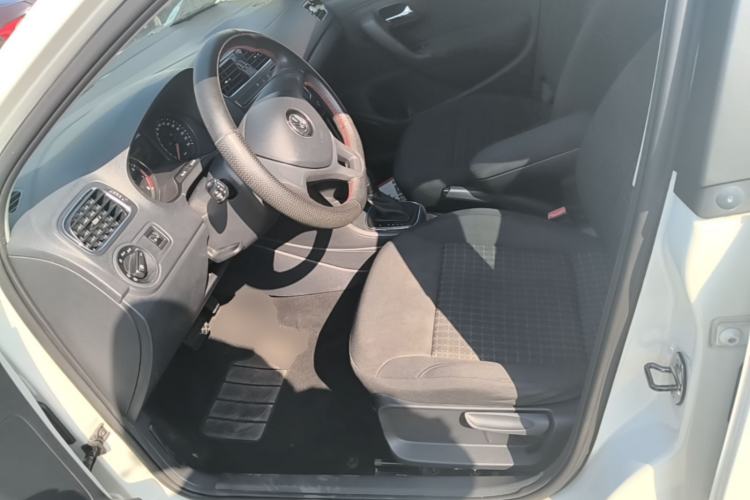 Used Volkswagen Polo 2014 1.4L Automatic Comfort Edition Left Front Seat