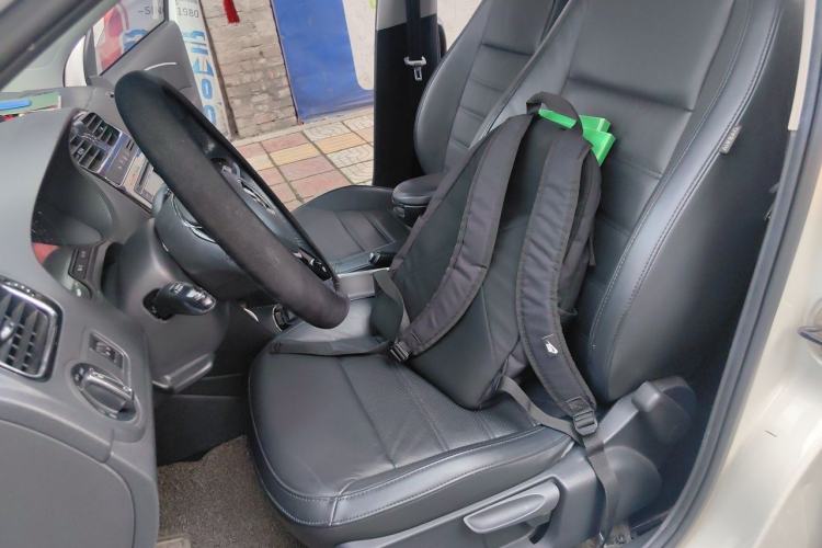 Used Volkswagen Polo 2014 1.4L Automatic Luxury Edition Left Front Seat