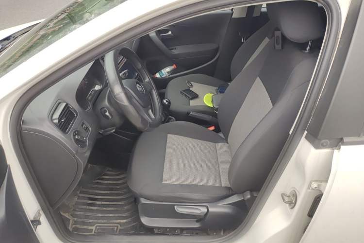 Used Volkswagen Polo 2014 1.4L Manual Fashion Edition Left Front Seat