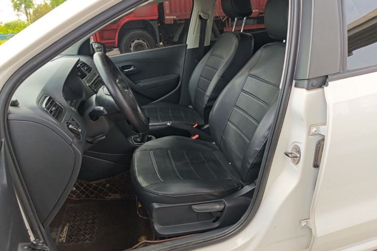 Used Volkswagen Polo 2014 1.4L Manual Fashion Edition Left Front Seat