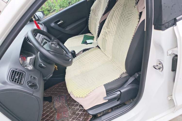Used Volkswagen Polo 2014 1.4L Manual Fashion Edition Left Front Seat